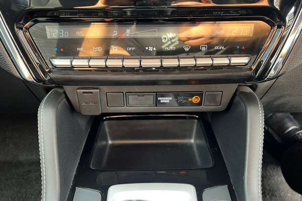 2022 Isuzu MU-X LS-U