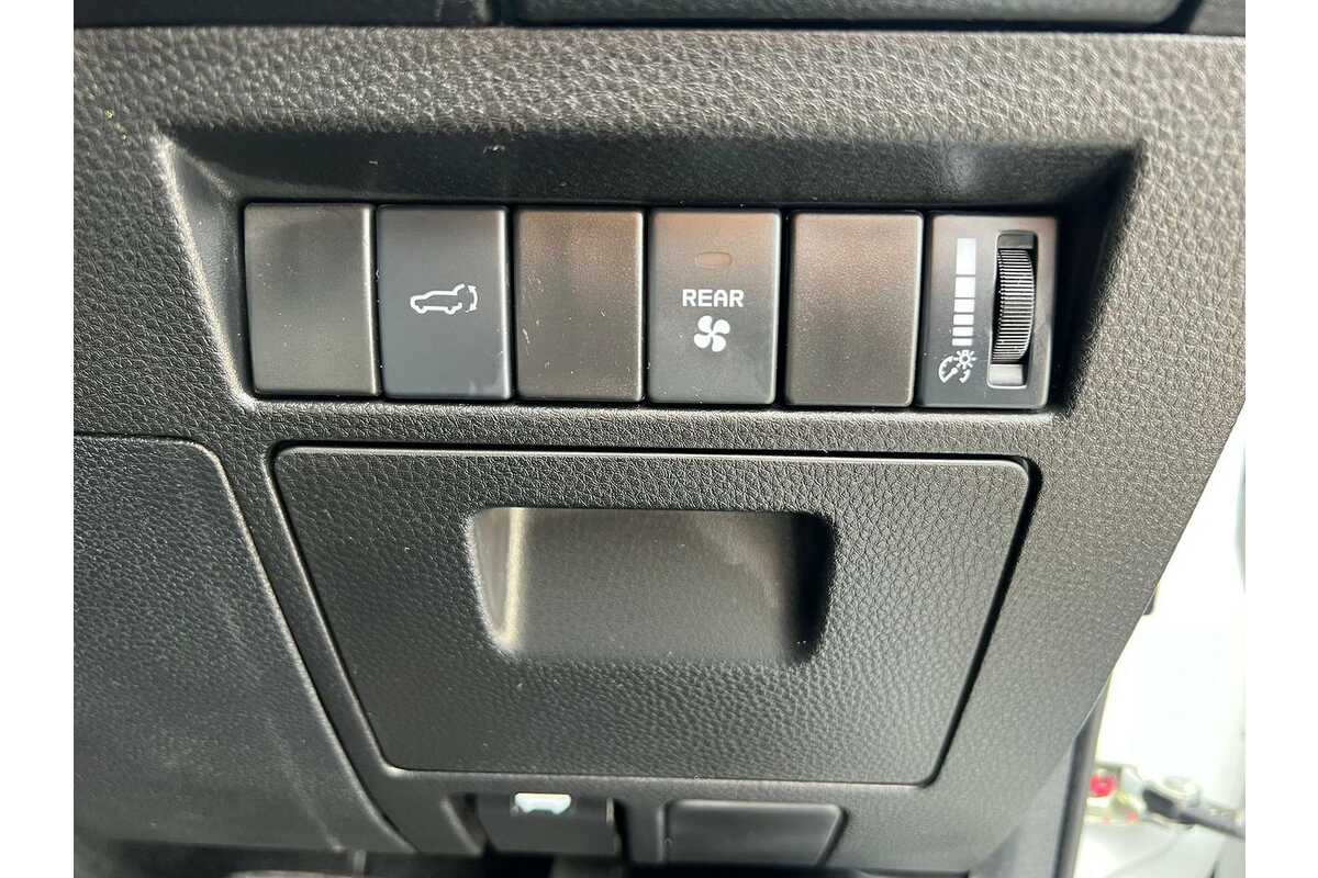 2022 Isuzu MU-X LS-U