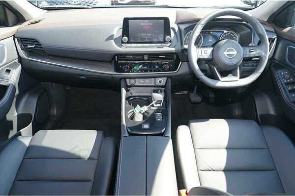 2022 Nissan X-TRAIL ST-L T33