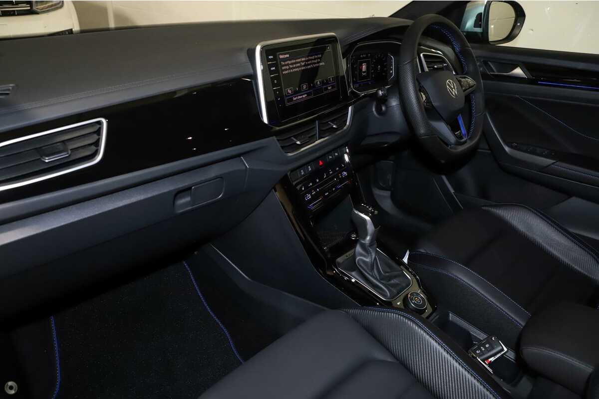 2023 Volkswagen T-Roc R D11