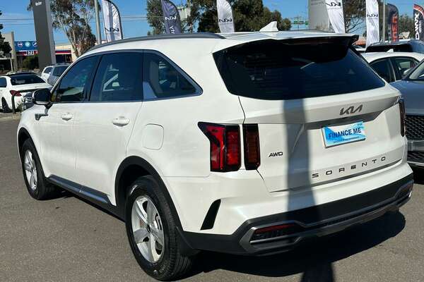 2022 Kia Sorento S MQ4