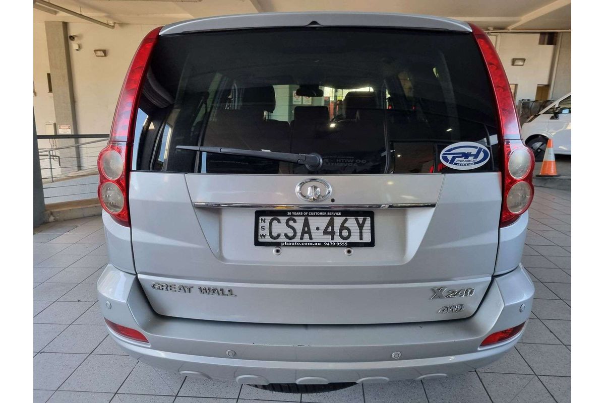 X240 CC6461KY MY11 (4x4) 2.4L 4Cyl MULTI POINT F/INJ 5 SP MANUAL 4D WAGON