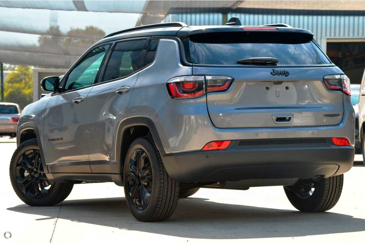 2023 Jeep Compass Night Eagle M6