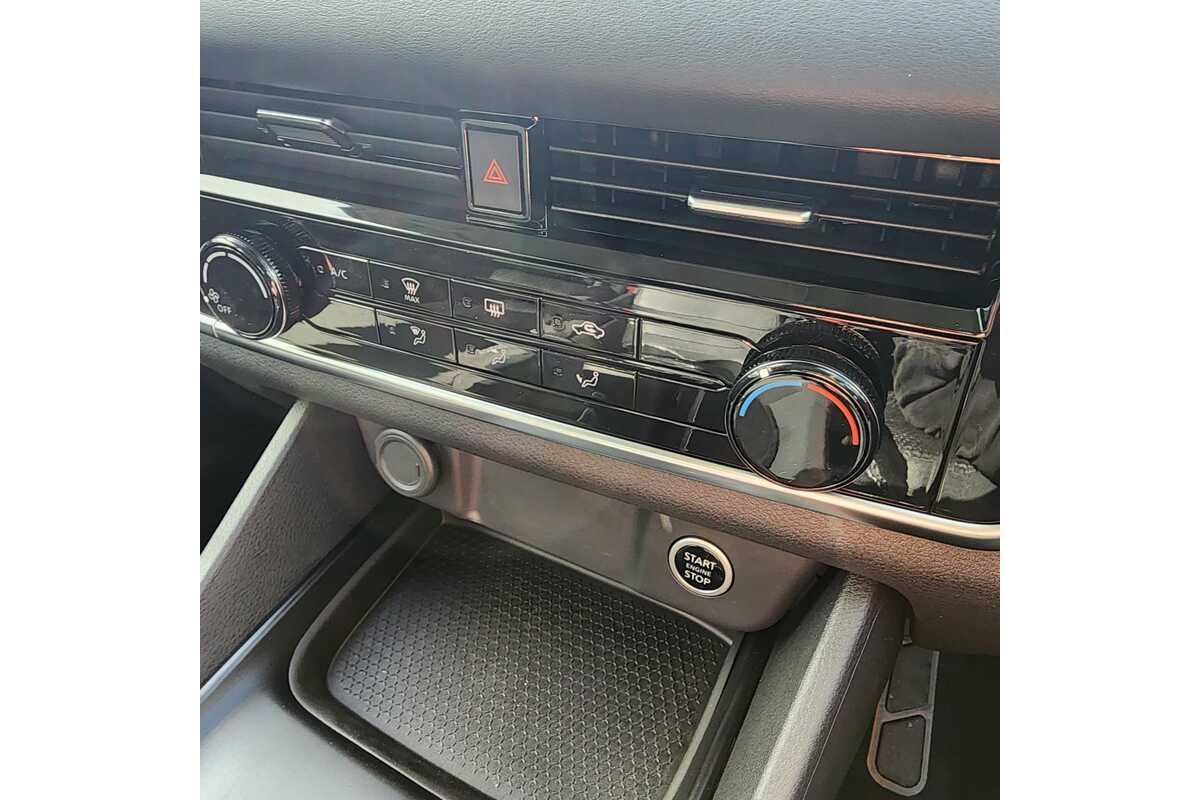 2023 Nissan QASHQAI ST+ J12