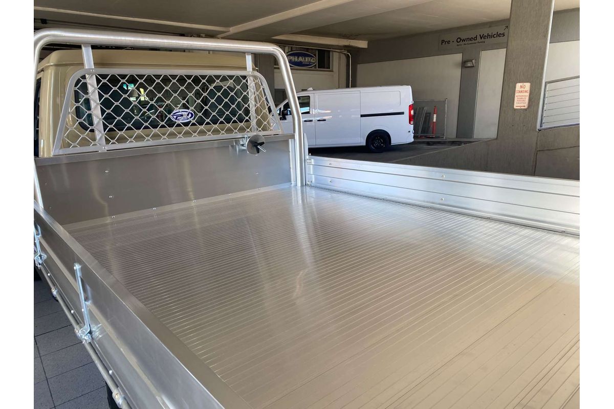 LANDCRUISER VDJ79R MY18 WORKMATE (4x4) 4.5L DTV8 DIESEL TURBO F/INJ 5 SP MANUAL C/CHAS