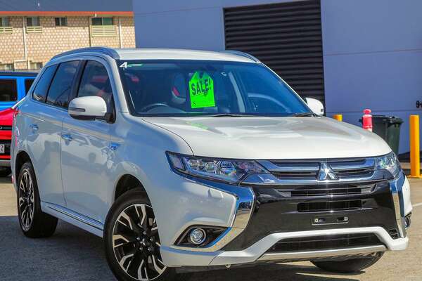 2018 Mitsubishi Outlander PHEV LS ZK