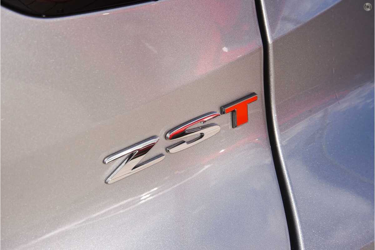 2022 MG ZST Essence