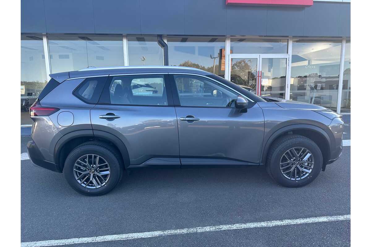 2023 Nissan X-TRAIL ST T33