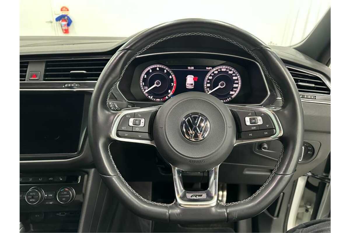 2018 Volkswagen Tiguan Wolfsburg Edition 5N