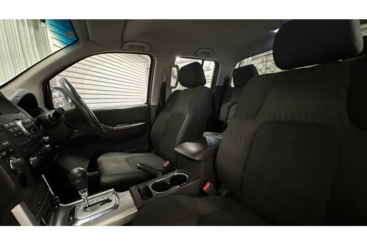 2014 Nissan Navara ST D40 S7