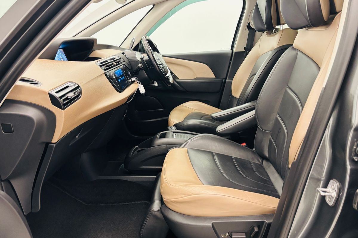 2016 CITROEN C4 PICASSO EXCLUSIVE 6 SP AUTOMATIC 4D WAGON T4
