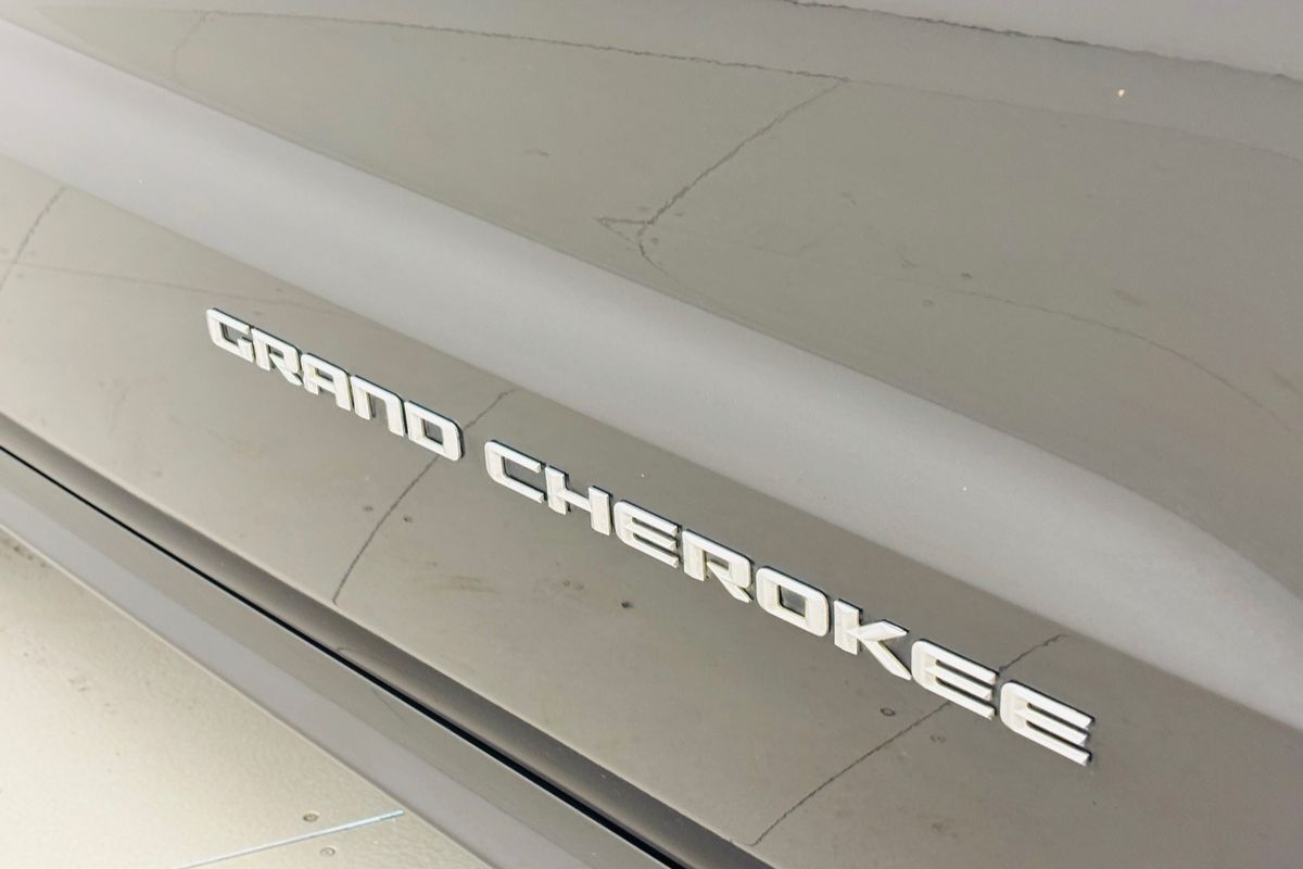 2015 Jeep GRAND CHEROKEE SRT 8 (4x4) 8 SP AUTOMATIC 4D WAGON V8 