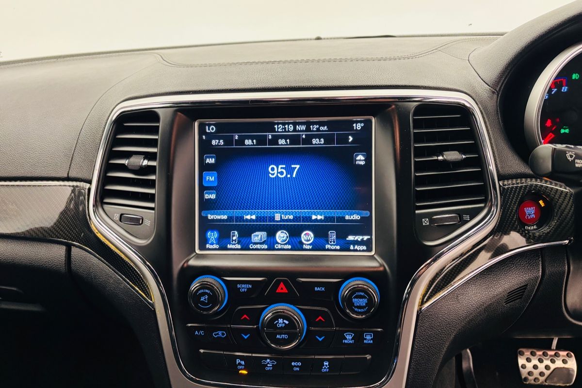 2015 Jeep GRAND CHEROKEE SRT 8 (4x4) 8 SP AUTOMATIC 4D WAGON V8