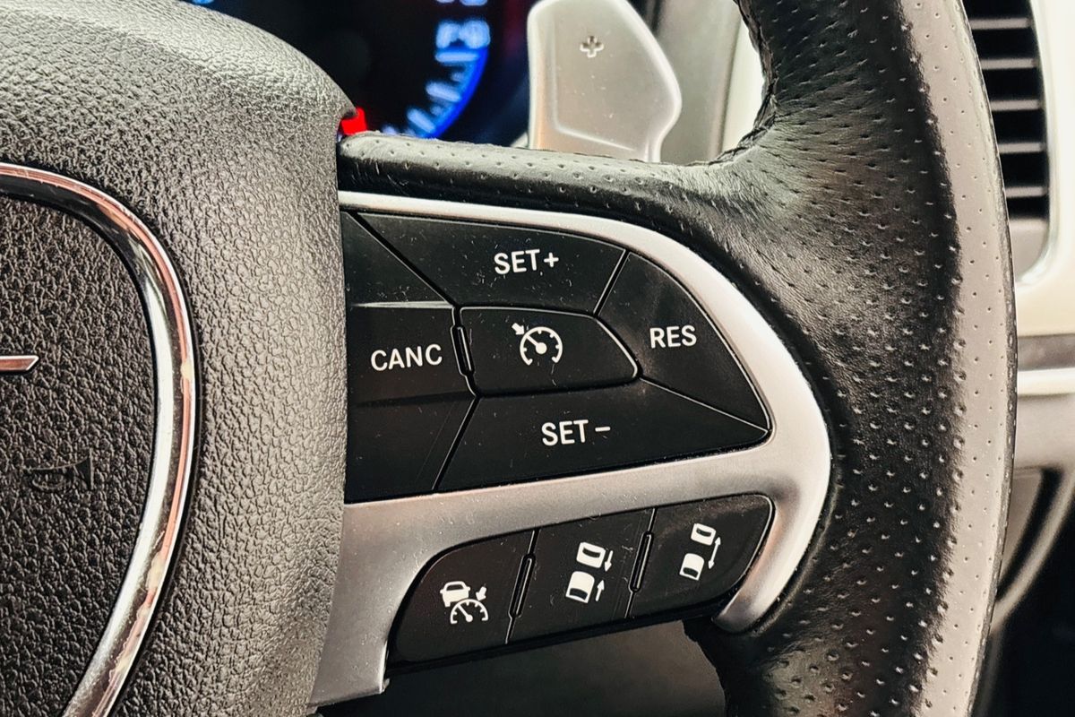 2015 Jeep GRAND CHEROKEE SRT 8 (4x4) 8 SP AUTOMATIC 4D WAGON V8