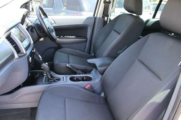 2017 Ford Everest Trend UA