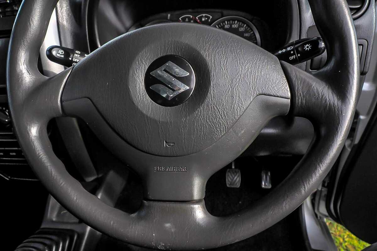 2013 Suzuki Jimny Sierra SN413 T6