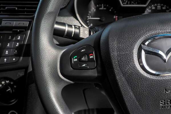 2016 Mazda BT-50 XT UR0YF1