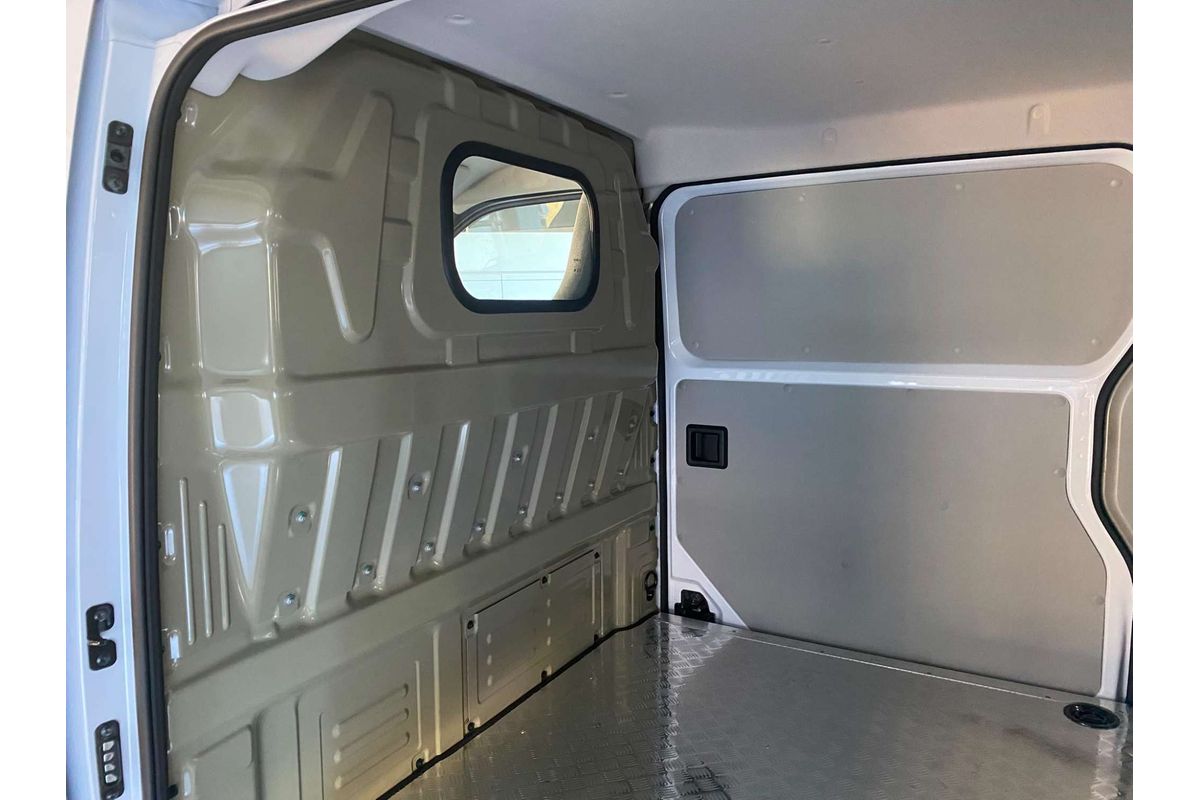 V7E Van 5m, FWD, 66kWh