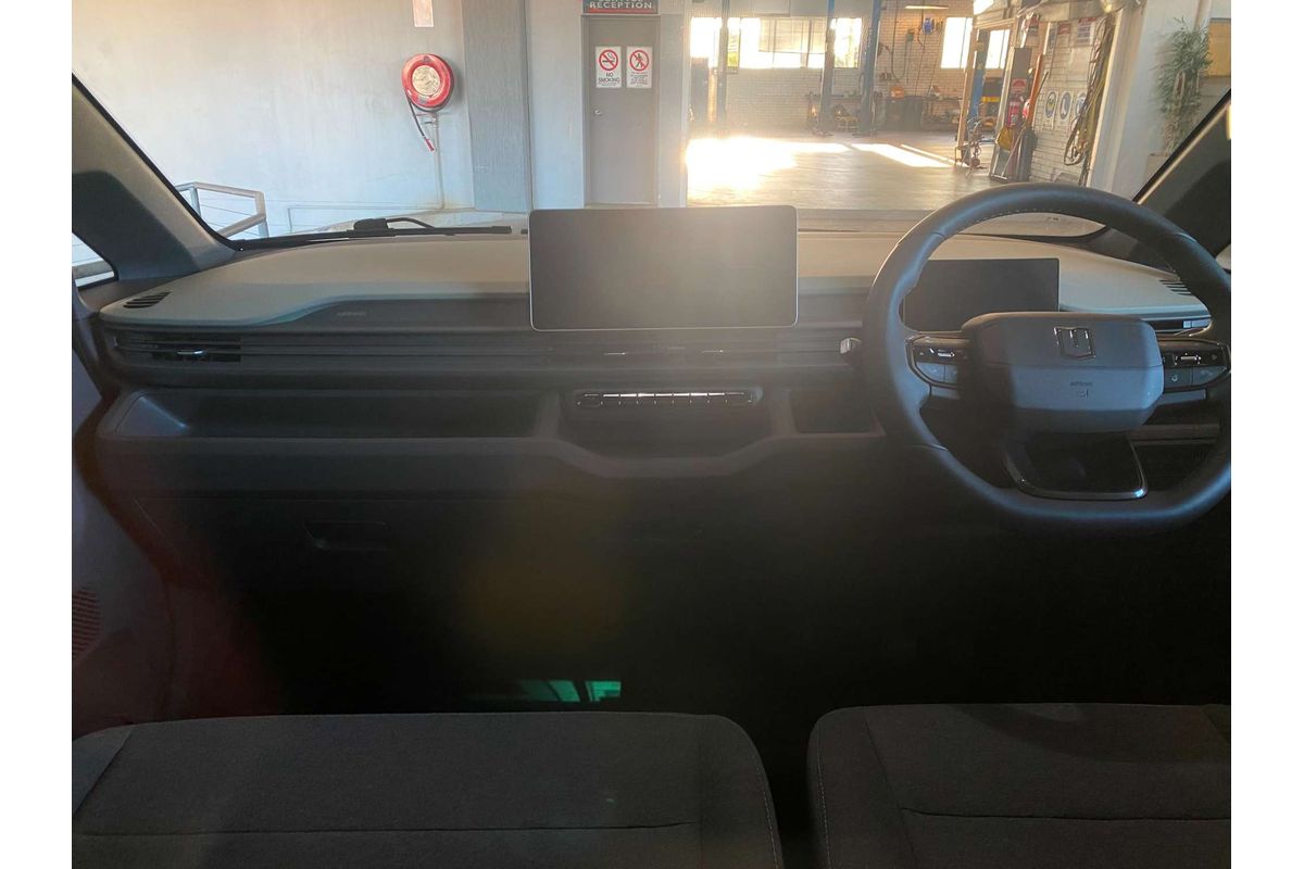 V7E Van 5m, FWD, 66kWh