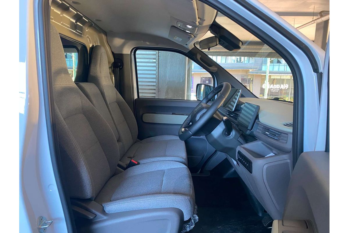 V7E Van 5m, FWD, 66kWh