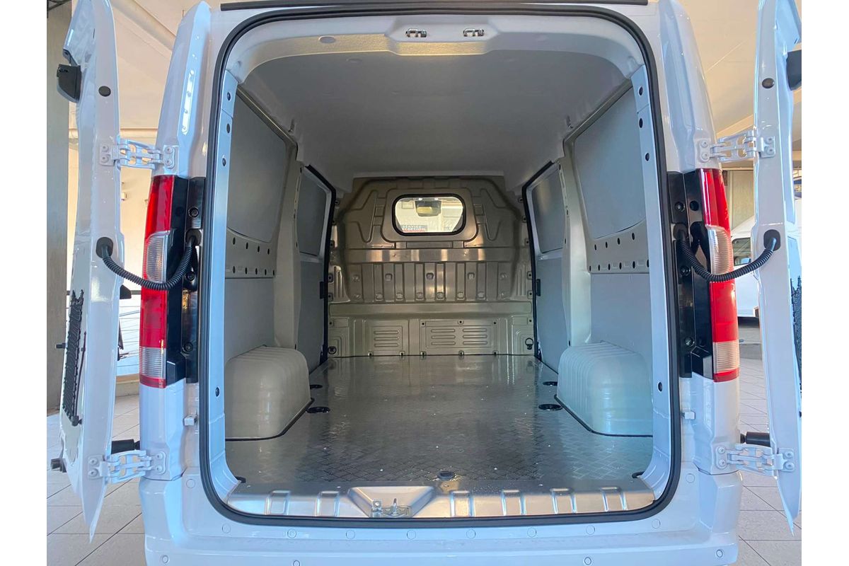V7E Van 5m, FWD, 66kWh