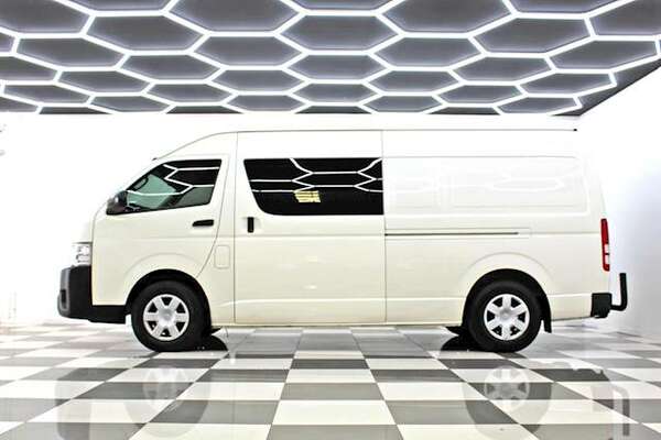 2018 Toyota Hiace  KDH221R