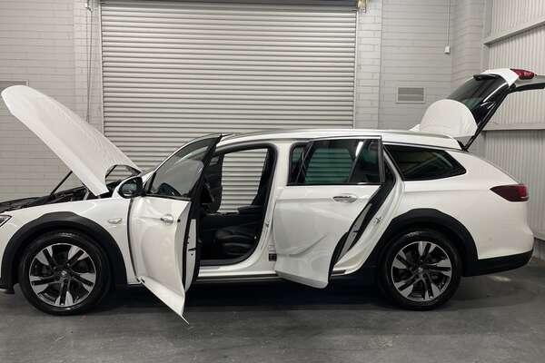 2018 Holden Calais V Tourer AWD ZB MY18