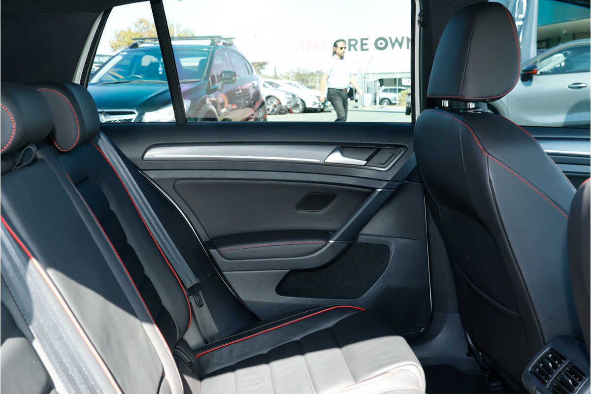 2019 Volkswagen Golf GTI 7.5
