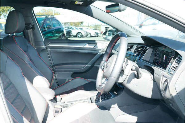 2019 Volkswagen Golf GTI 7.5