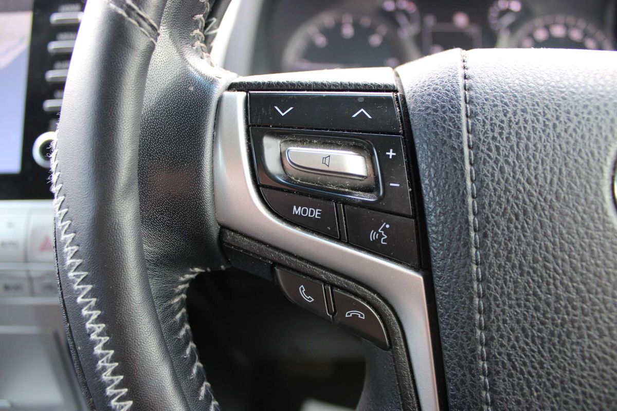 Prado GXL 2.8L T Diesel Automatic Wagon 4277430 005