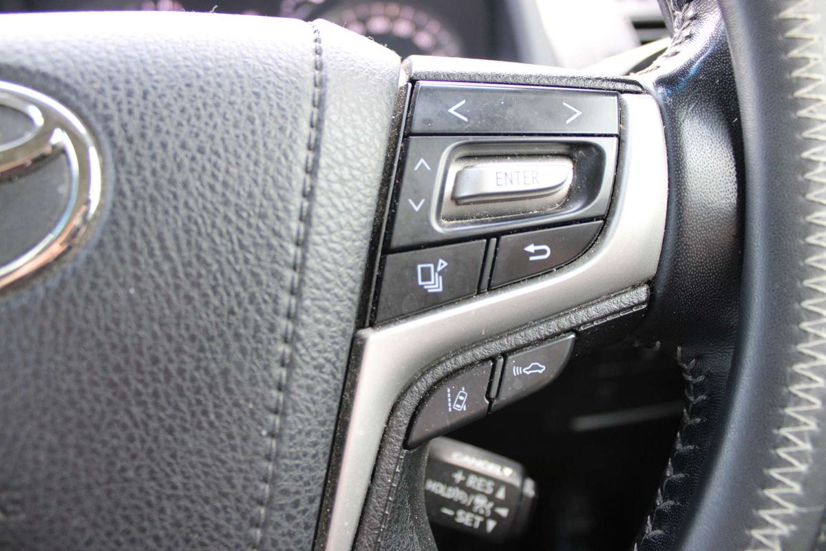 Prado GXL 2.8L T Diesel Automatic Wagon 4277430 005