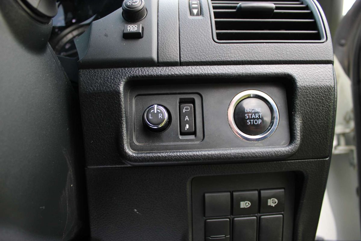 Prado GXL 2.8L T Diesel Automatic Wagon 4277430 005