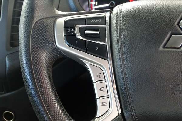 2019 Mitsubishi Triton GLX ADAS MR