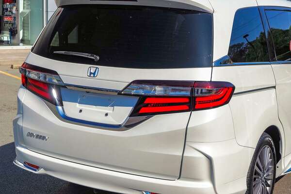 2018 Honda Odyssey VTi-L 5th Gen