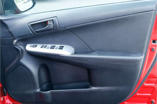 2016 Toyota Camry Altise AVV50R