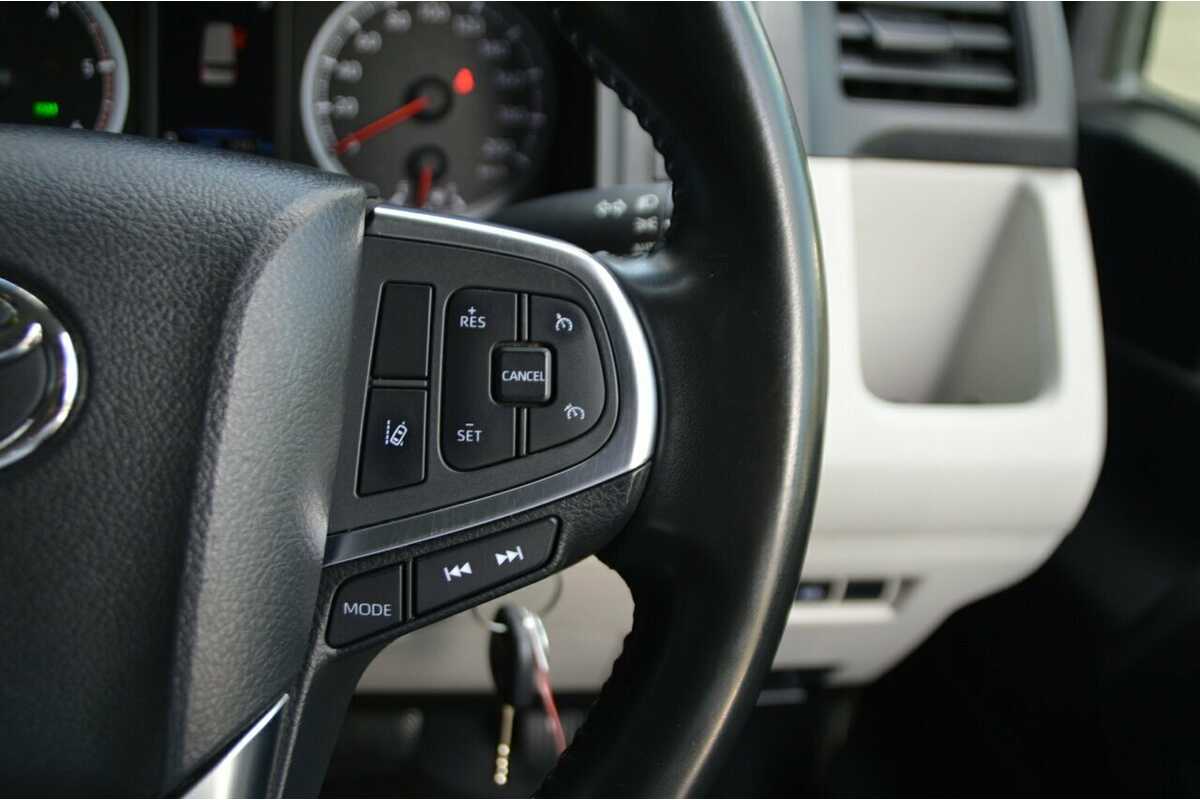 2020 Toyota HiAce LWB GDH300R