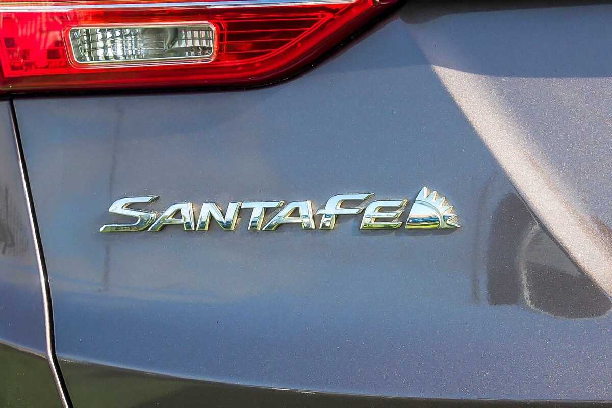2013 Hyundai Santa Fe Highlander DM