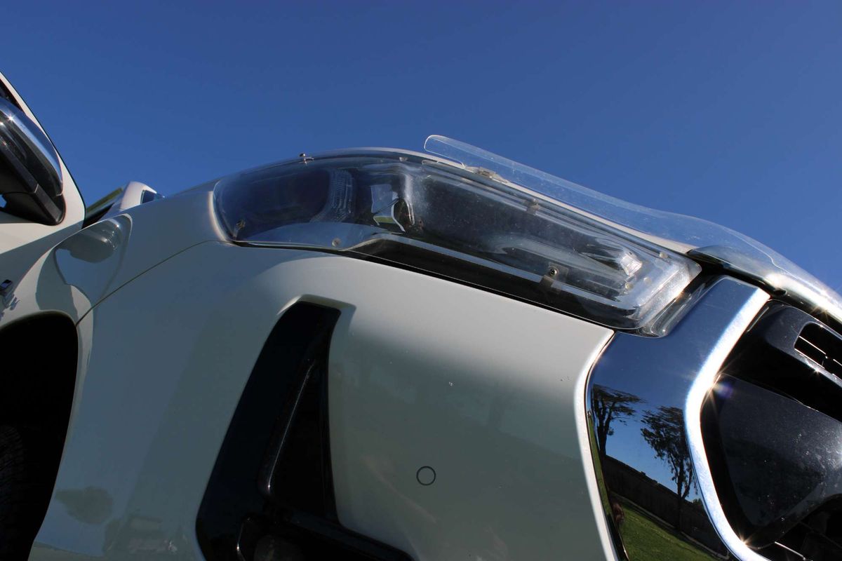 Hilux 4x4 SR5 2.8L T Diesel Automatic Double Cab 2L70350 001