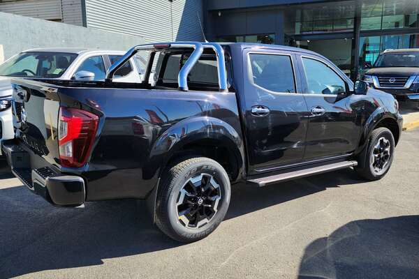 2023 Nissan Navara ST-X D23