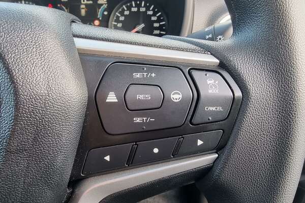 2022 Isuzu MU-X LS-M