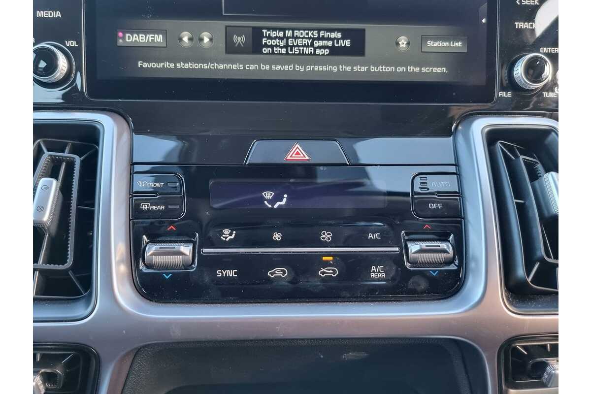 2022 Kia Sorento Sport MQ4