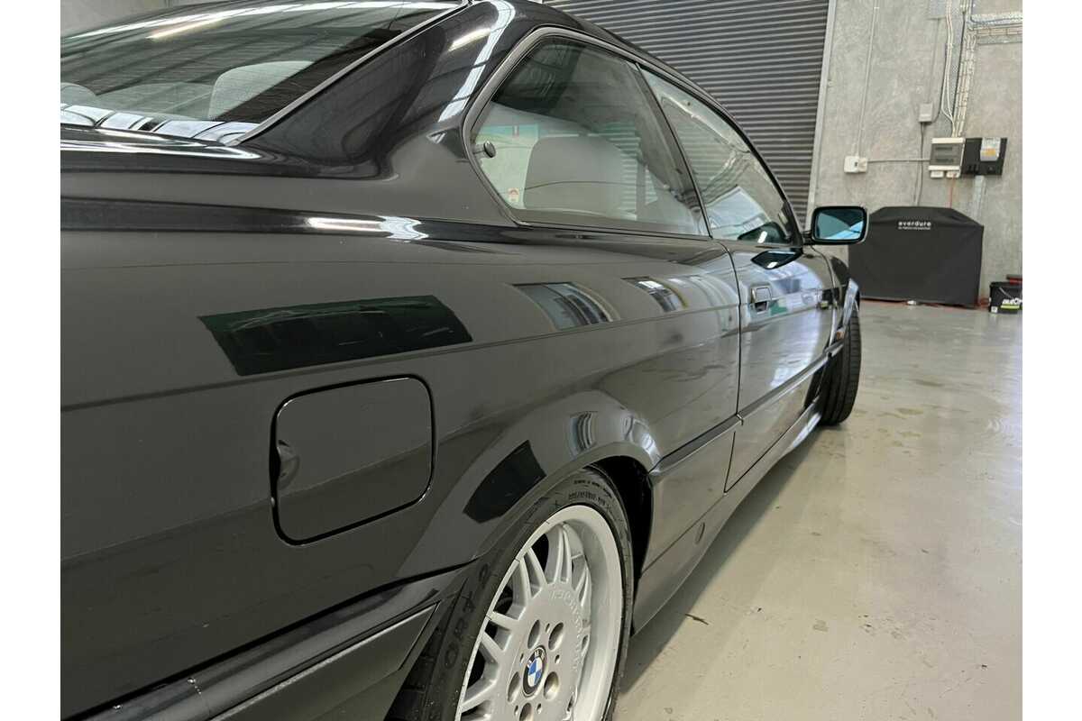 1995 BMW 3 Series 318is E36