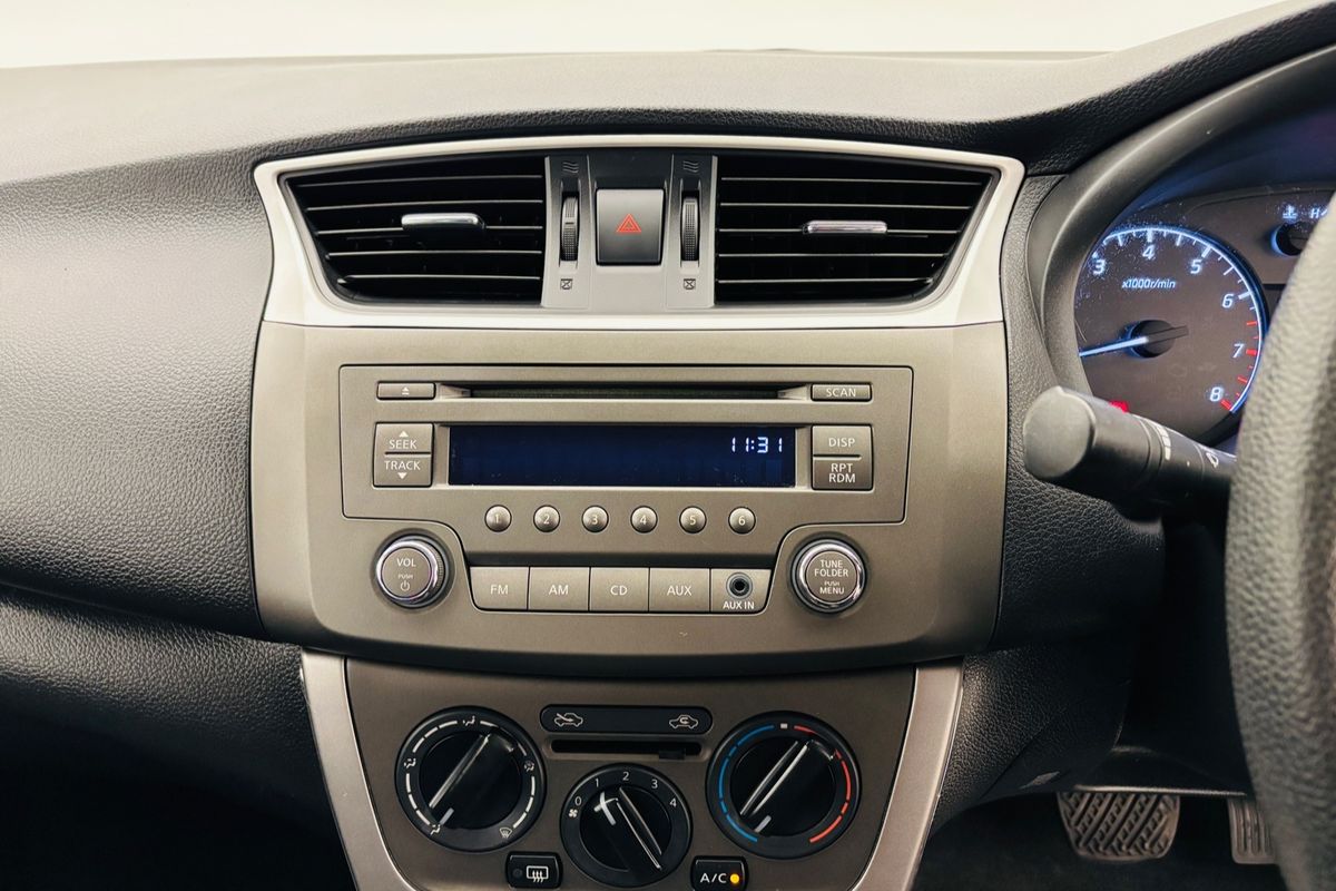 2013 NISSAN PULSAR ST  4D SEDAN 4CYL