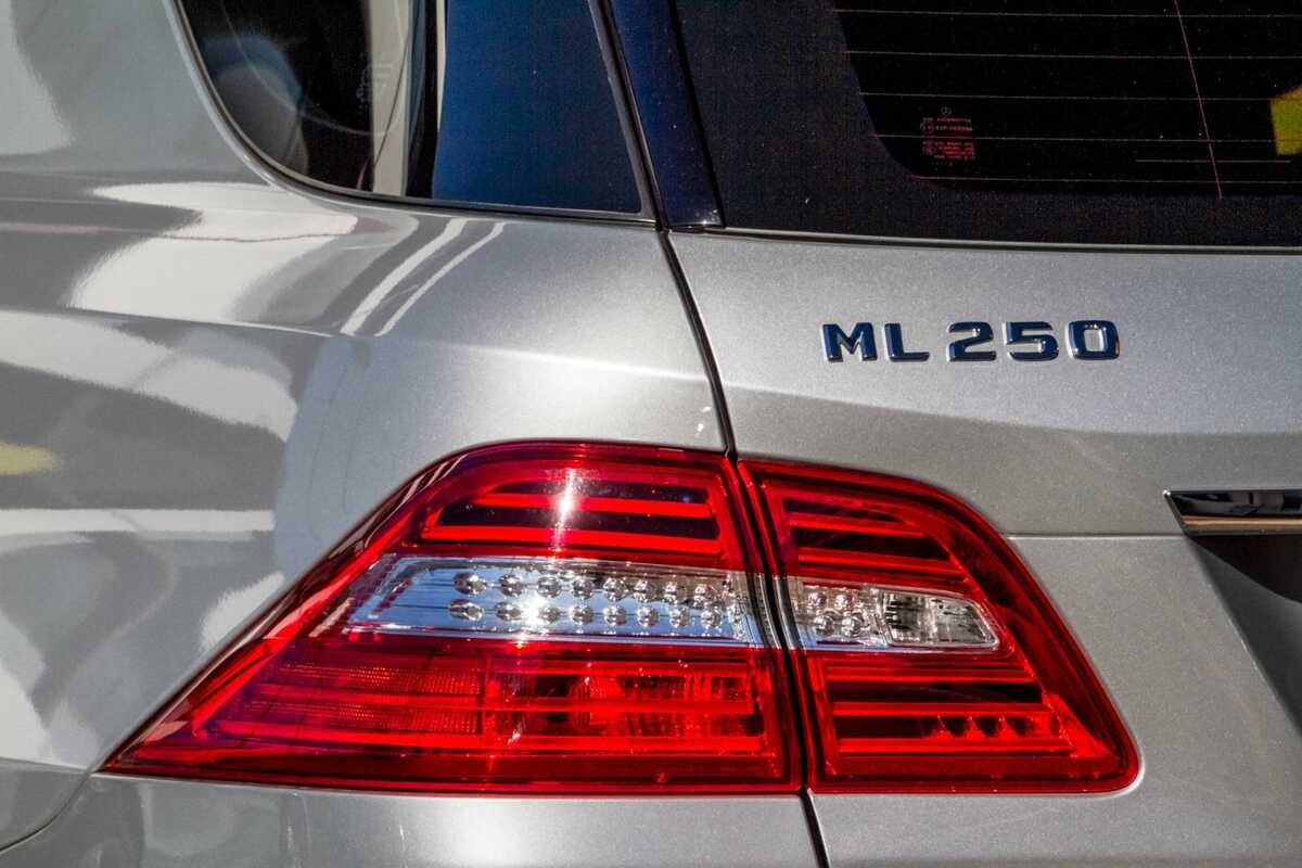 2012 Mercedes Benz M-Class ML250 BlueTEC W166