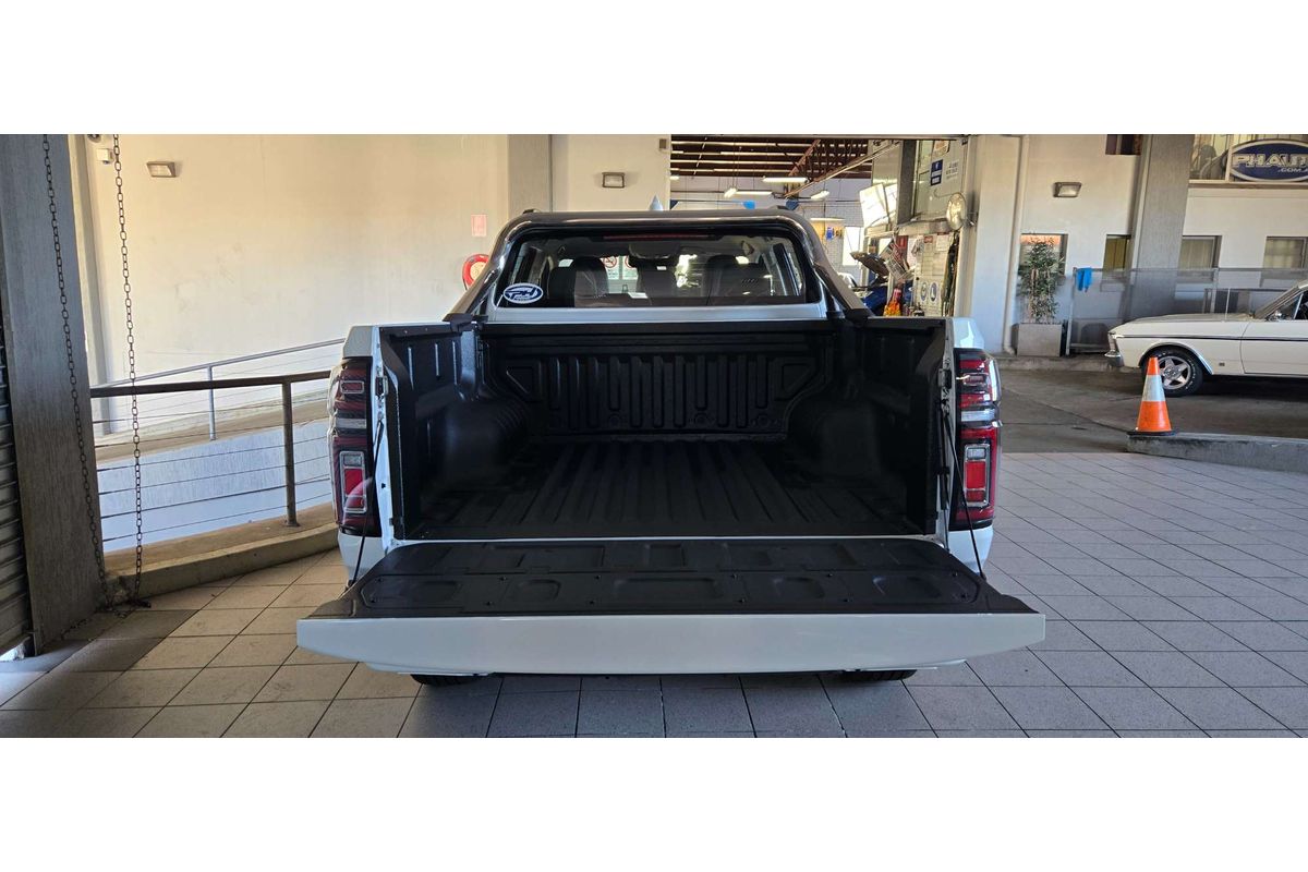 2.4T Cannon Luxury 4x4