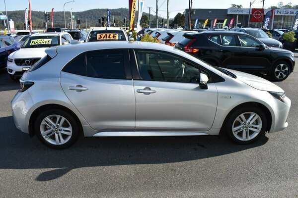 2021 Toyota Corolla SX E-CVT Hybrid ZWE211R