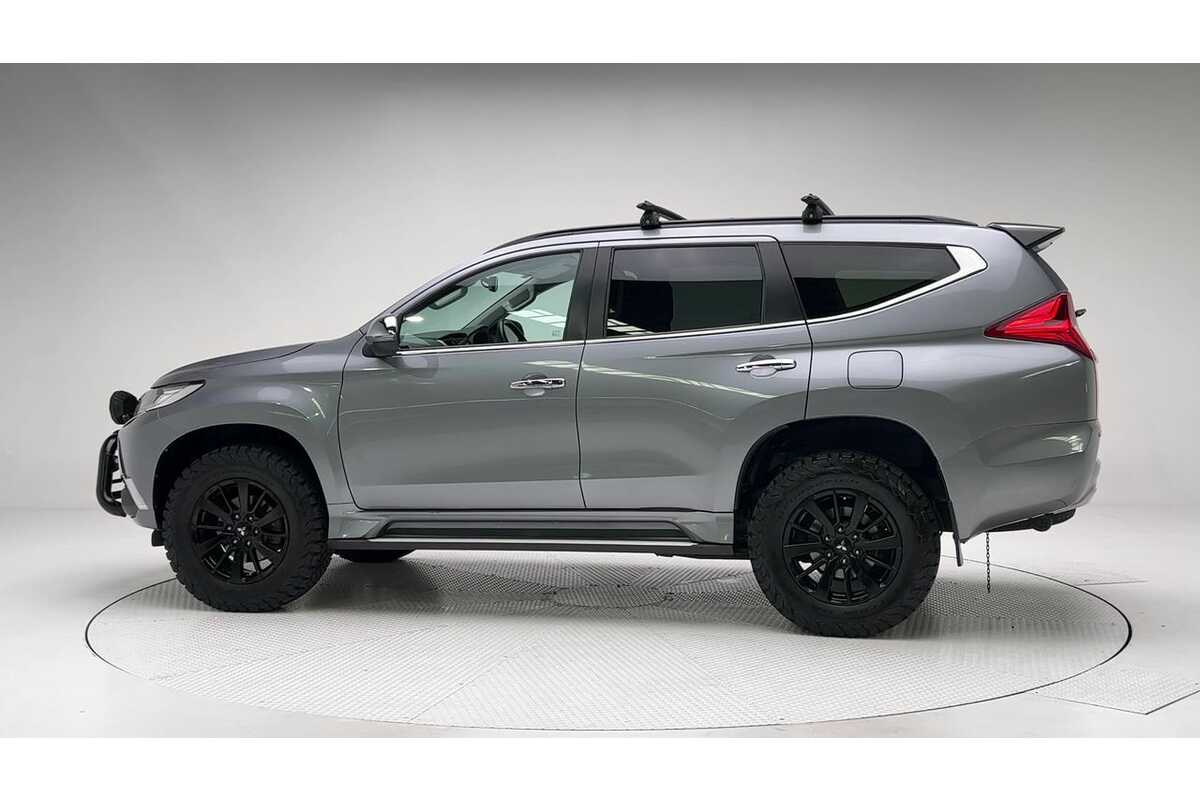 2019 Mitsubishi Pajero Sport Black Edition QE