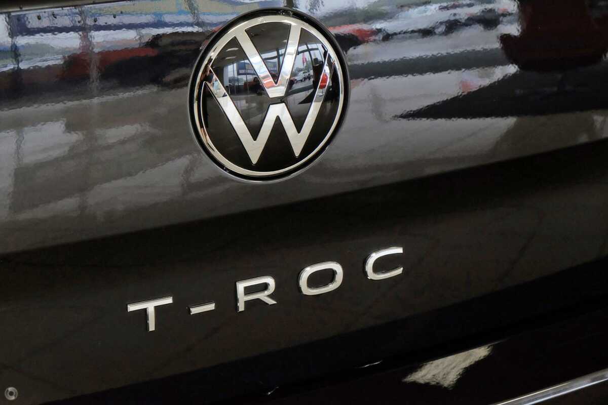 2023 Volkswagen T-Roc 140TSI R-Line D11