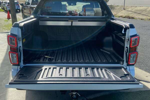2024 Isuzu D-MAX X-TERRAIN 4X4