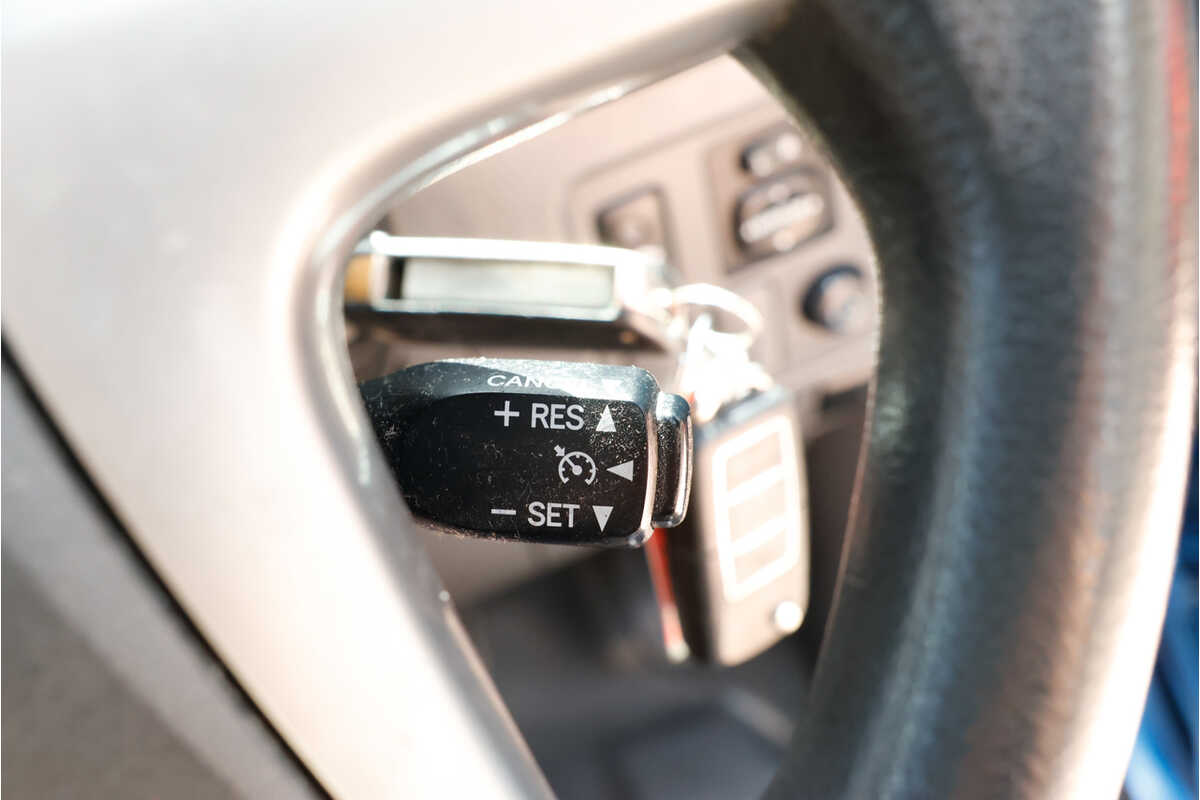 2013 Toyota Hilux SR KUN26R
